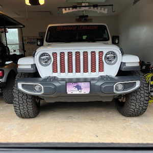 Meet your Posher, Candy